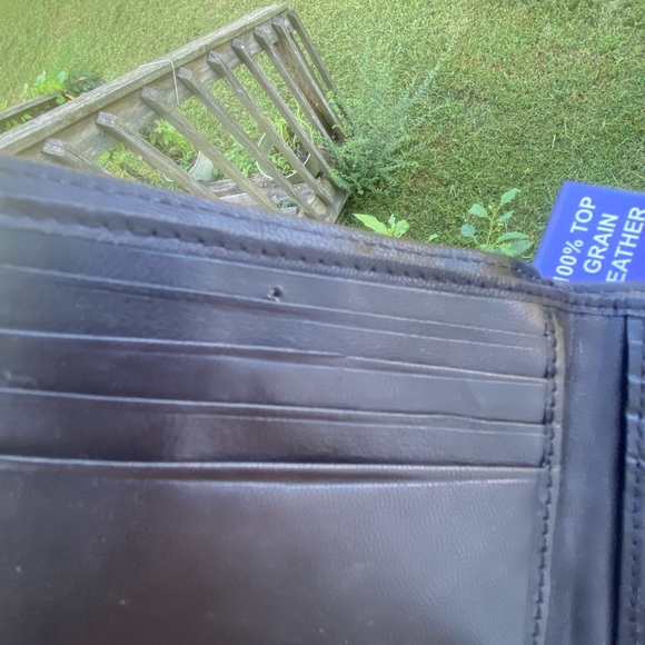 Stone Mountain US Flag genuine leather wallet brand new in box - Picture 8 of 12